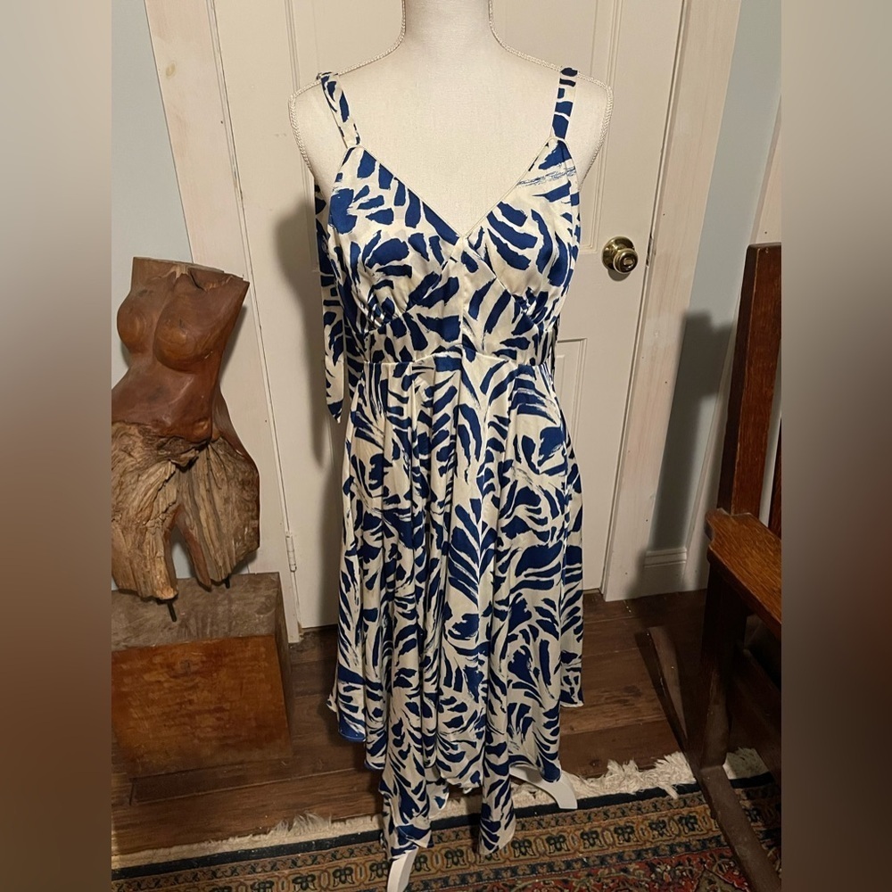 NWT ALEXIS for Target Botanical Tie Strap Asymmetrical Hem Dress Med, Blue/White - Picture 7 of 16